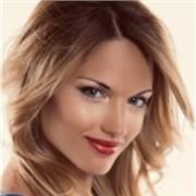 Me encanta enseñar, soy enfermera con un máster en medicina estética y siempre me ponen ami para dar los cursos en la empresa. Además también soy técnico superior de laboratorio tengo amplios conocimientos de biología y bioquímica